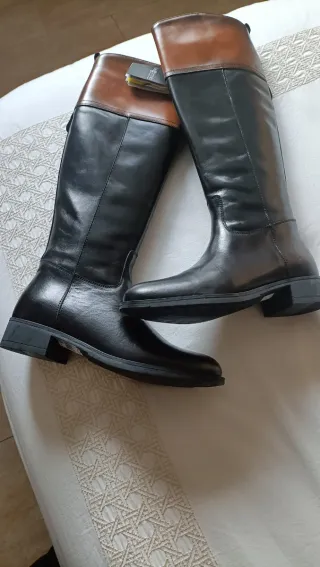 Botas de piel mujer negras y marrones