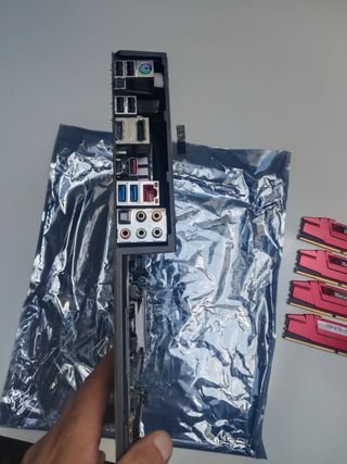 Placa Base Asus M.Hero VIII + Intel 6700 + 32GB D