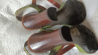 Sandalias de tacón para mujer