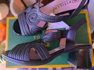 Zapatos Pitillos Talla 37 con etiqueta