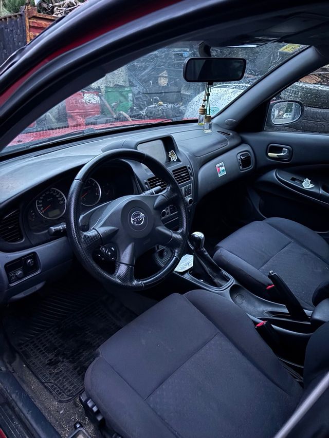 Despiece nissan almera 2005