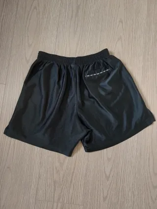 Pantalones cortos de fútbol Puma negros