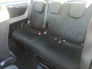 Toyota Yaris año 2011 etiqueta C, 1 propietario