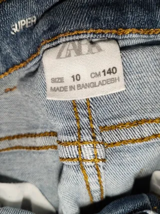 Pantalones vaqueros niño