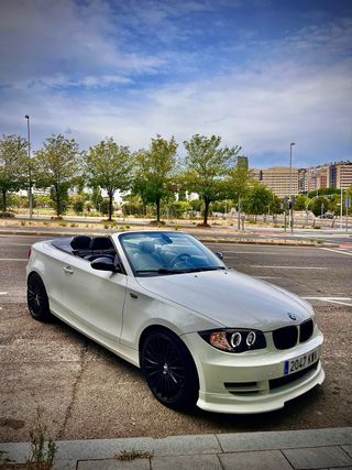BMW 128i Cabrio