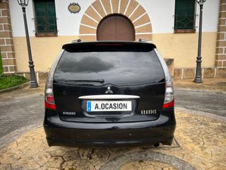 Mitsubishi Grandis 2.0 DID Intense