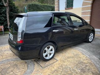 Mitsubishi Grandis 2.0 DID Intense