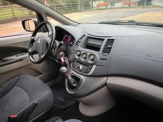 Mitsubishi Grandis 2.0 DID Intense