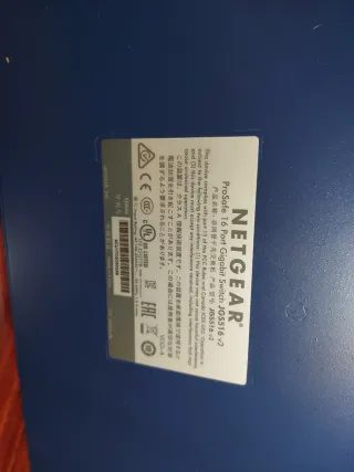 Switch Gigabit Netgear 16 Puertos