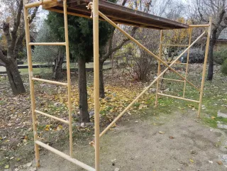 3 Cuerpos de Andamios + Crucetas y Planchas