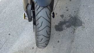 Suzuki V-Strom 1050 XT Roja y Blanca