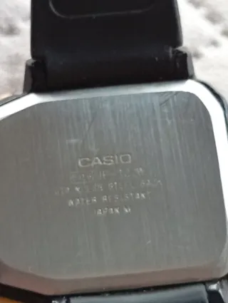 Reloj Casio JP 100 W Negro