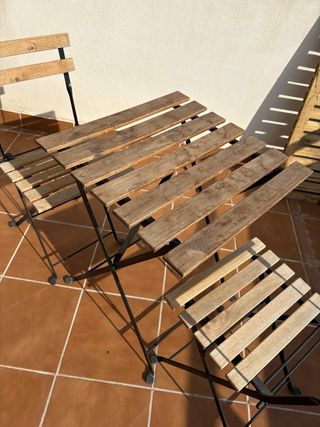 Set terrazzo: tavolo + 2 sedie pieghevoli