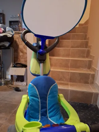 Triciclo infantil azul y verde