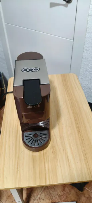 Cafetera multi cápsulas KOTLIE