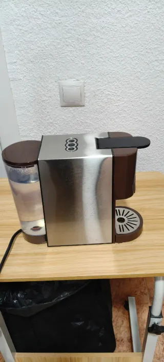 Cafetera multi cápsulas KOTLIE