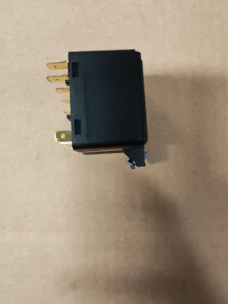 Relè Goodspec HLR3800-6N2D