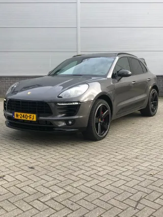 Porche macan 2017,el coche este en Holanda ahora