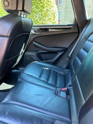 Porche macan 2017,el coche este en Holanda ahora