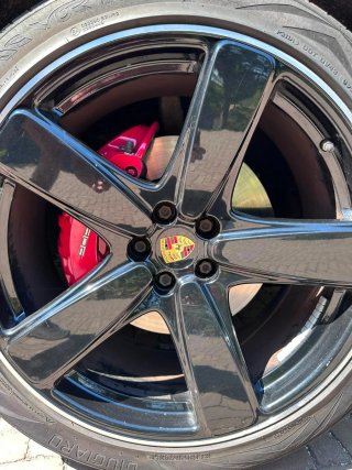 Porche macan 2017,el coche este en Holanda ahora
