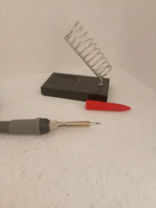 Soldador de estaño con soporte