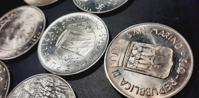 ARGENTO 7  MONETE IN FIOR DI CONIO R.S.M.