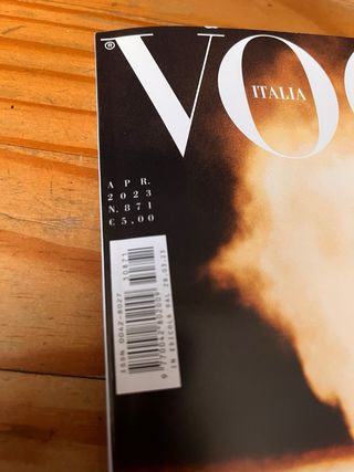 Revista Vogue Italia Abril 2023 Kendall Jenner