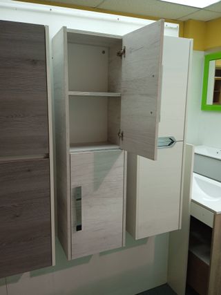 C004 - Columna de baño 35x26x120 cm