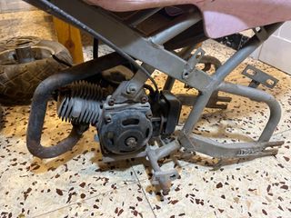 Mini moto de gasolina para restaurar