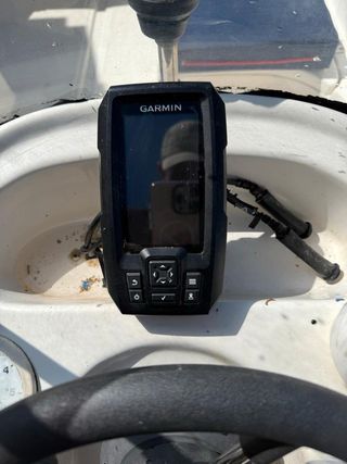 Barco Quicksilver 500 Fish + Motor Honda 50 CV