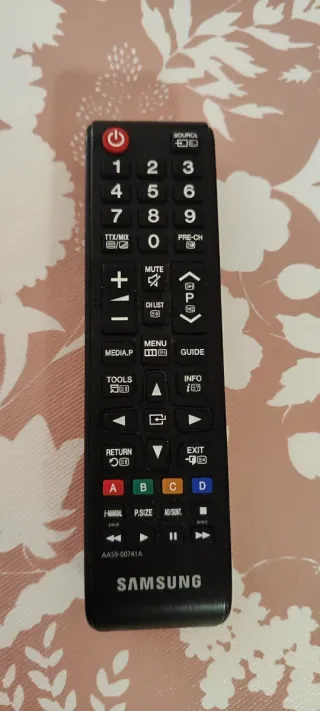 Televisor Samsung 40' Negro/Plata