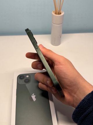 iPhone 13 Verde – 128 GB – Como nuevo – Batería 85