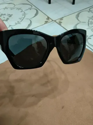 Occhiali da sole Versace donna neri e oro