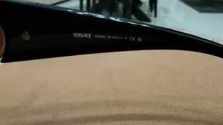 Occhiali da sole Versace donna neri e oro