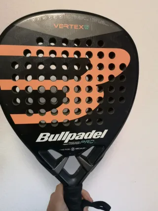 Pala Bullpadel Vertex 02 W