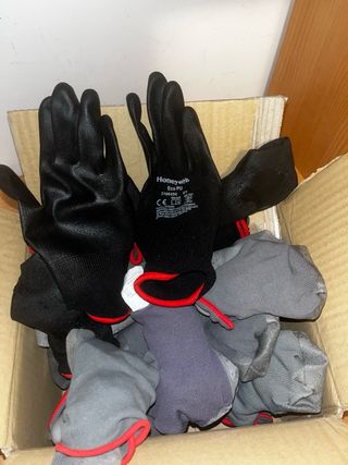Lotto 270 paia guanti da lavoro