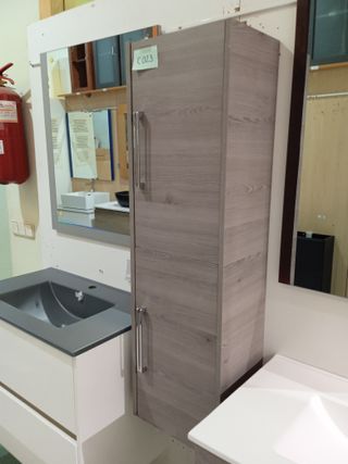 C023 - Columna de baño 35x26x120 cm