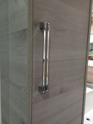 C023 - Columna de baño 35x26x120 cm