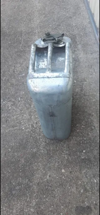 Bidón metálico americano