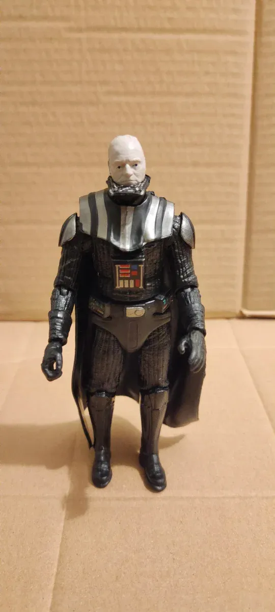 Figura Darth Vader Star Wars 17cm