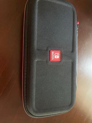 Nintendo Switch + FIFA 23 e FC 24