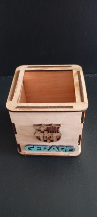 Portalápices madera FC Barcelona personalizado