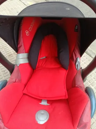 Maxi-Cosi Silla de Coche Bebé Roja