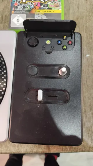 DJ Hero Xbox 360 + Plato Giradiscos