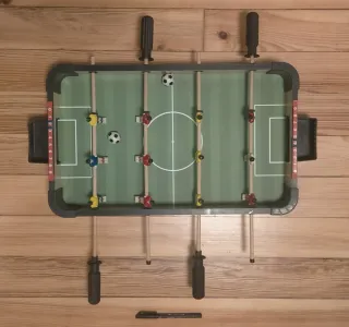 Futbolín de madera