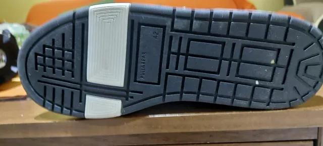 Sneakers alte Pull&Bear n.42