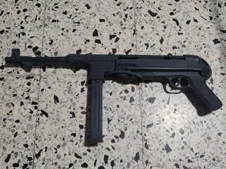 Réplica MP40