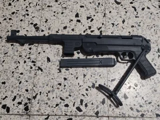Réplica MP40
