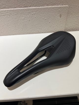 Sillín Fizik Vento R5 Negro