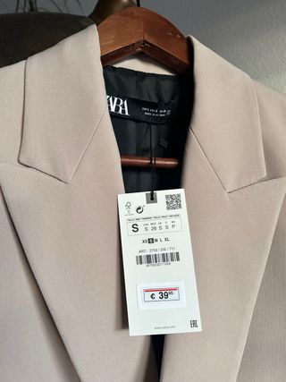 Chaqueta americana mujer ZARA